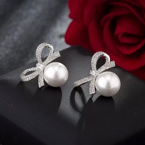 925 Sterling Silver Bow & Pearl Drop Earrings - Picture 1 of 7